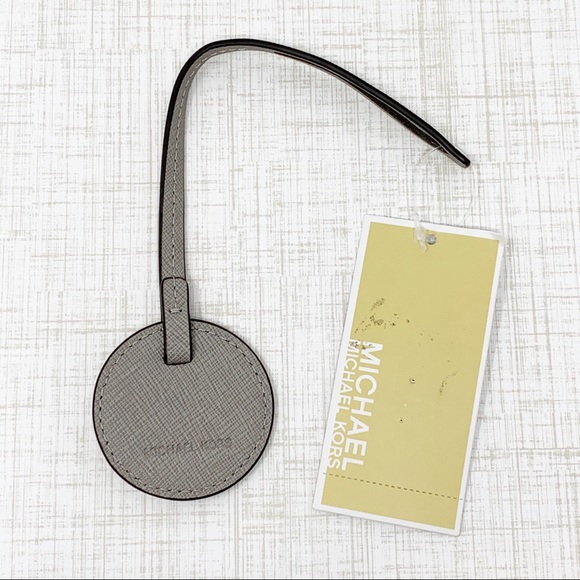 MICHAEL Michael Kors Monogram Charms Mid Circle - Picture 3 of 6